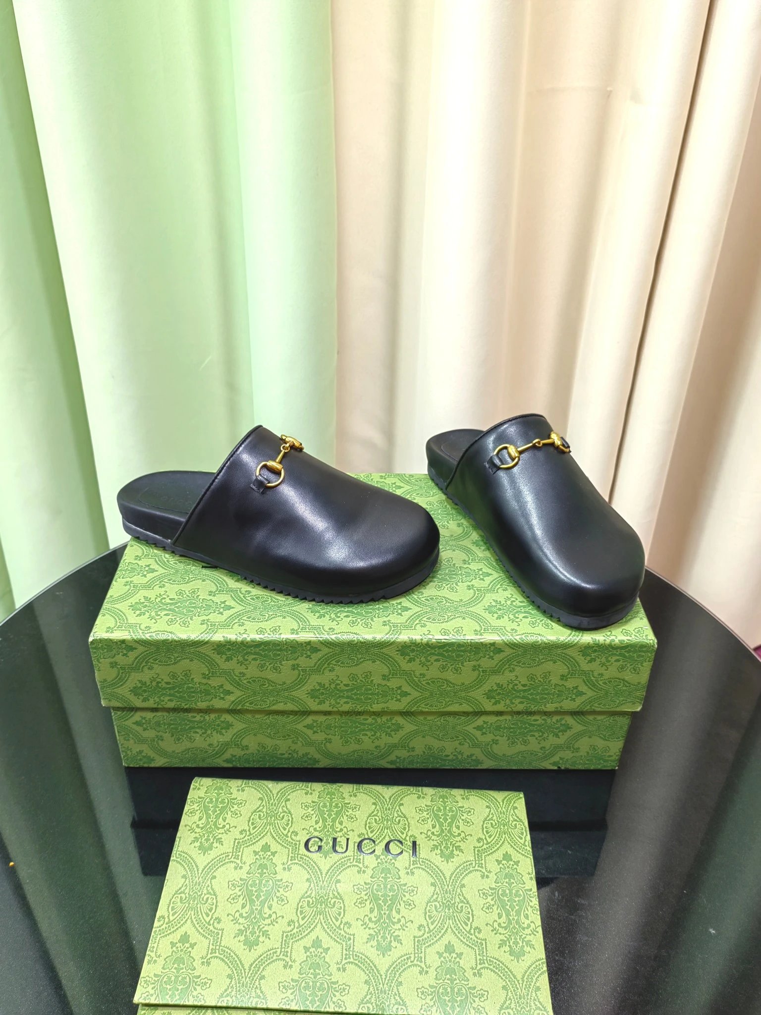 High quality slippers 024