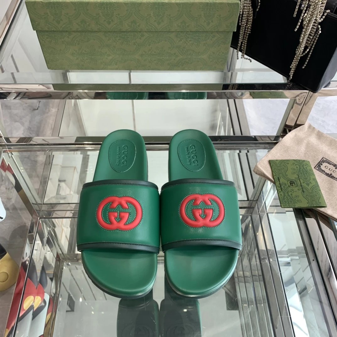 High quality slippers 024
