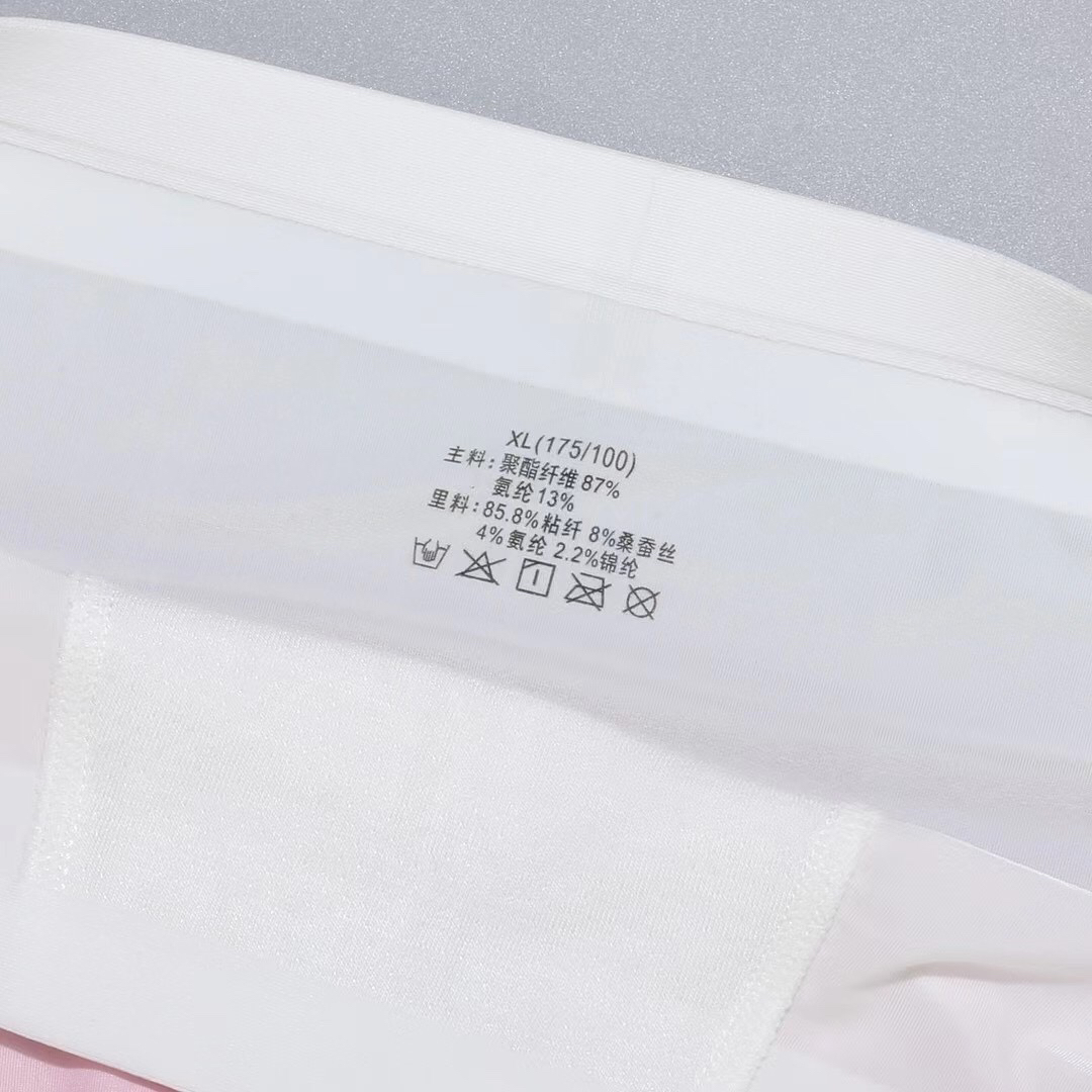 High quality men's underwear in a box of three, with a color selection of 12