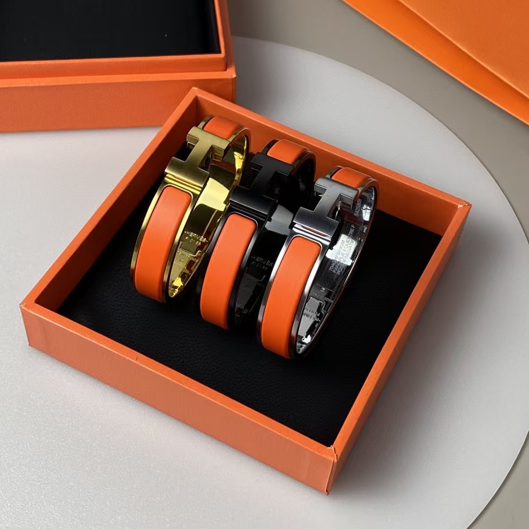High quality enamel bracelet