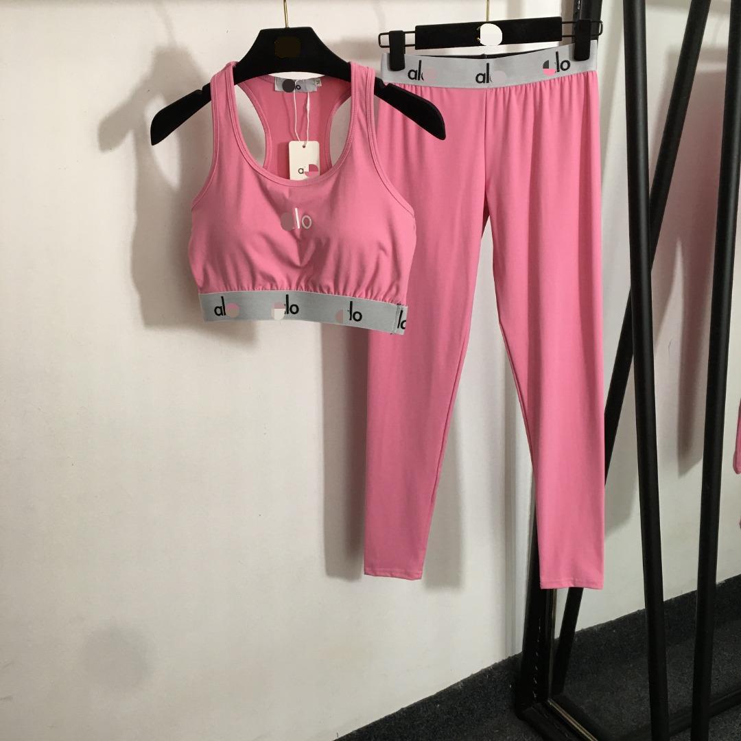 High quality sports high waist and hip lifting yoga pants set, please add : 18859952090 if you need size guide