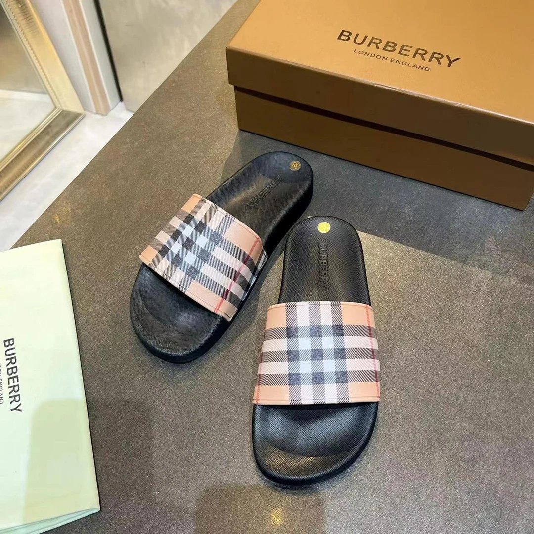 Freps - High quality slippers 001