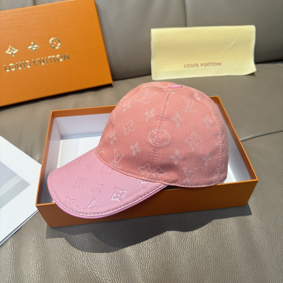 High quality and fashionable baseball cap new 5 pcs add : 18859952090 if you need size guide