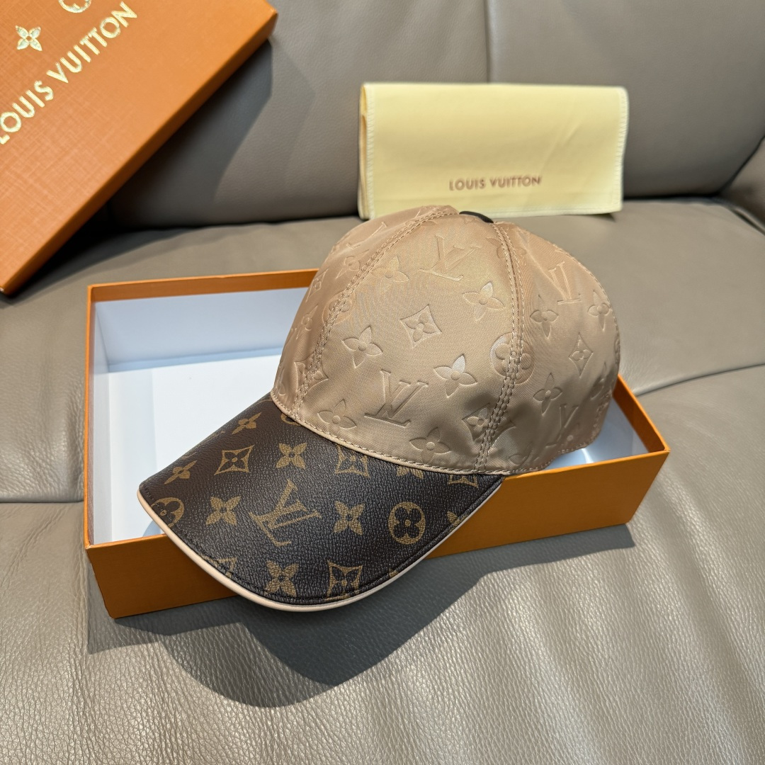High quality and fashionable baseball cap new 5 pcs add : 18859952090 if you need size guide