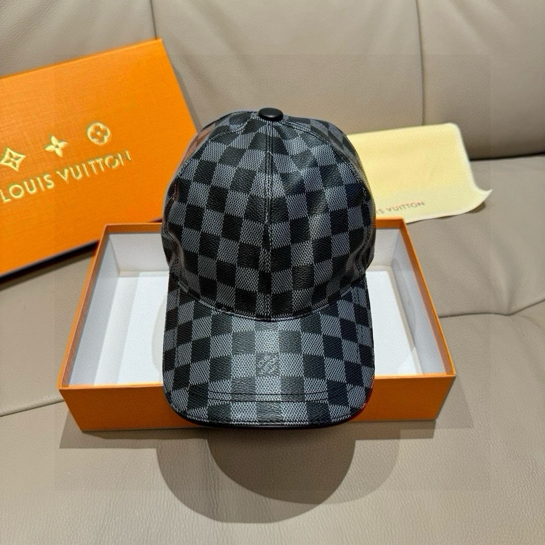 High quality and fashionable baseball cap new 5 pcs add : 18859952090 if you need size guide