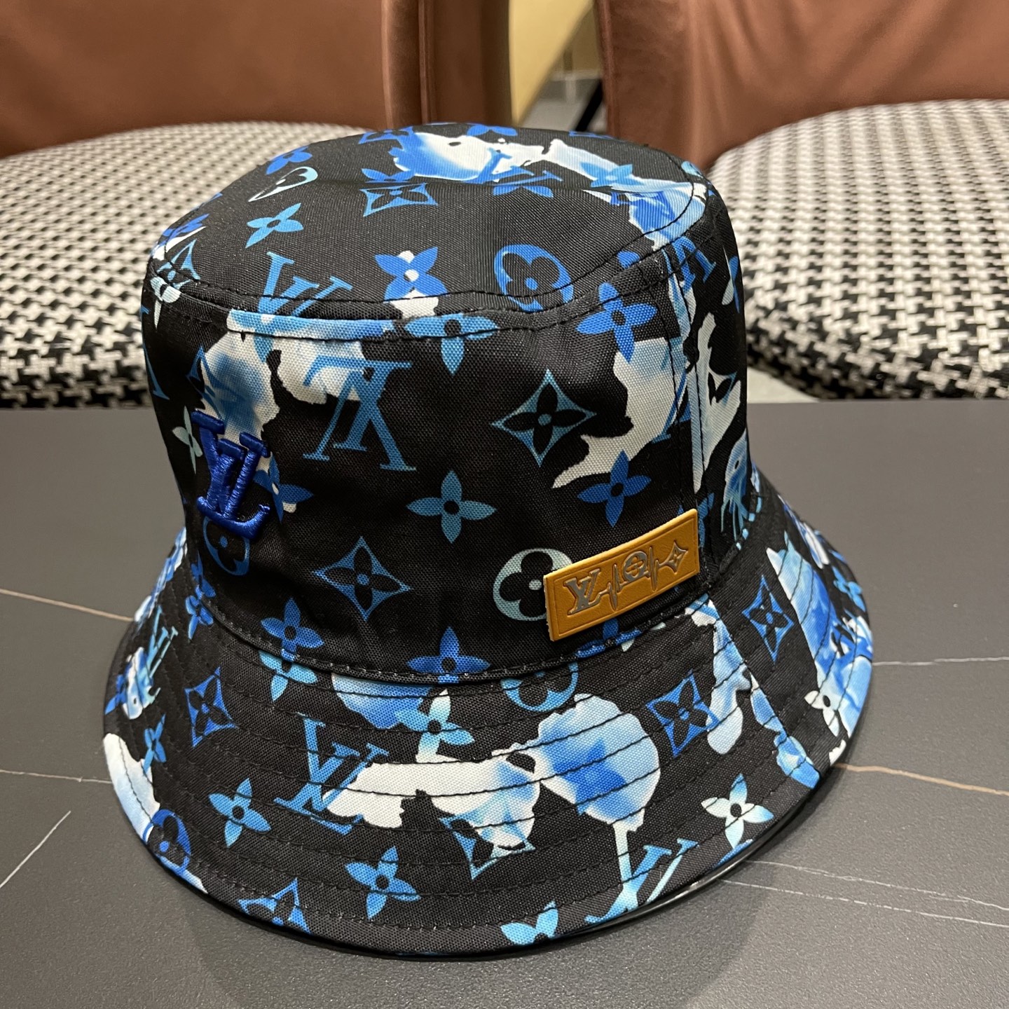 High quality and fashionable sunshade fisherman hat 2 pcs add : 18859952090 if you need size guide