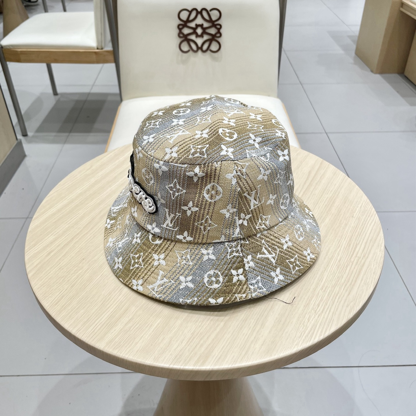 High quality and fashionable sunshade fisherman hat 2 pcs add : 18859952090 if you need size guide