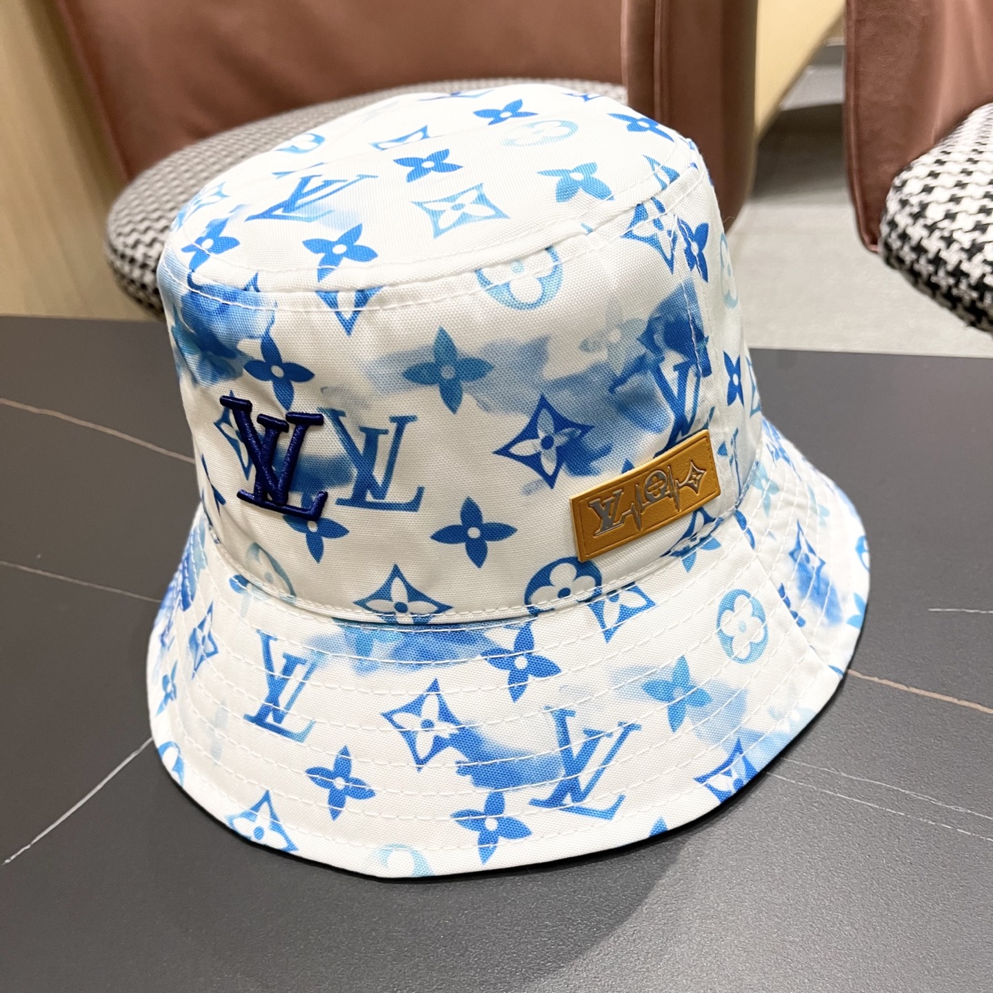 High quality and fashionable sunshade fisherman hat 2 pcs add : 18859952090 if you need size guide