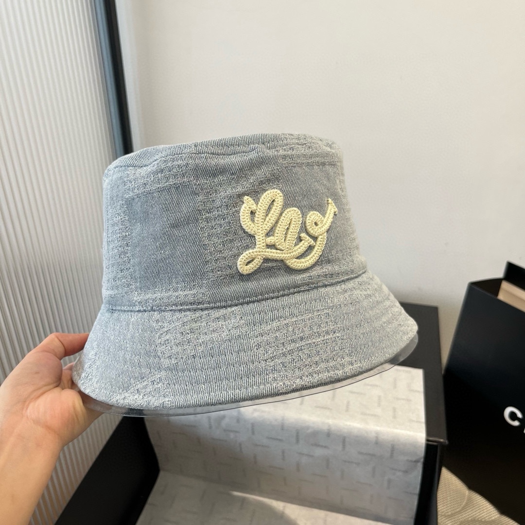 High quality and fashionable sunshade fisherman hat 2 pcs add : 18859952090 if you need size guide