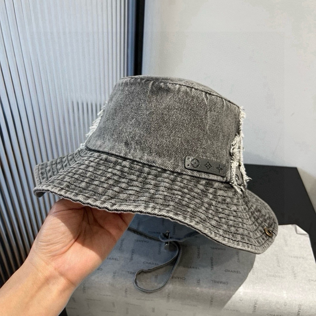 High quality and fashionable sunshade fisherman hat 2 pcs add : 18859952090 if you need size guide
