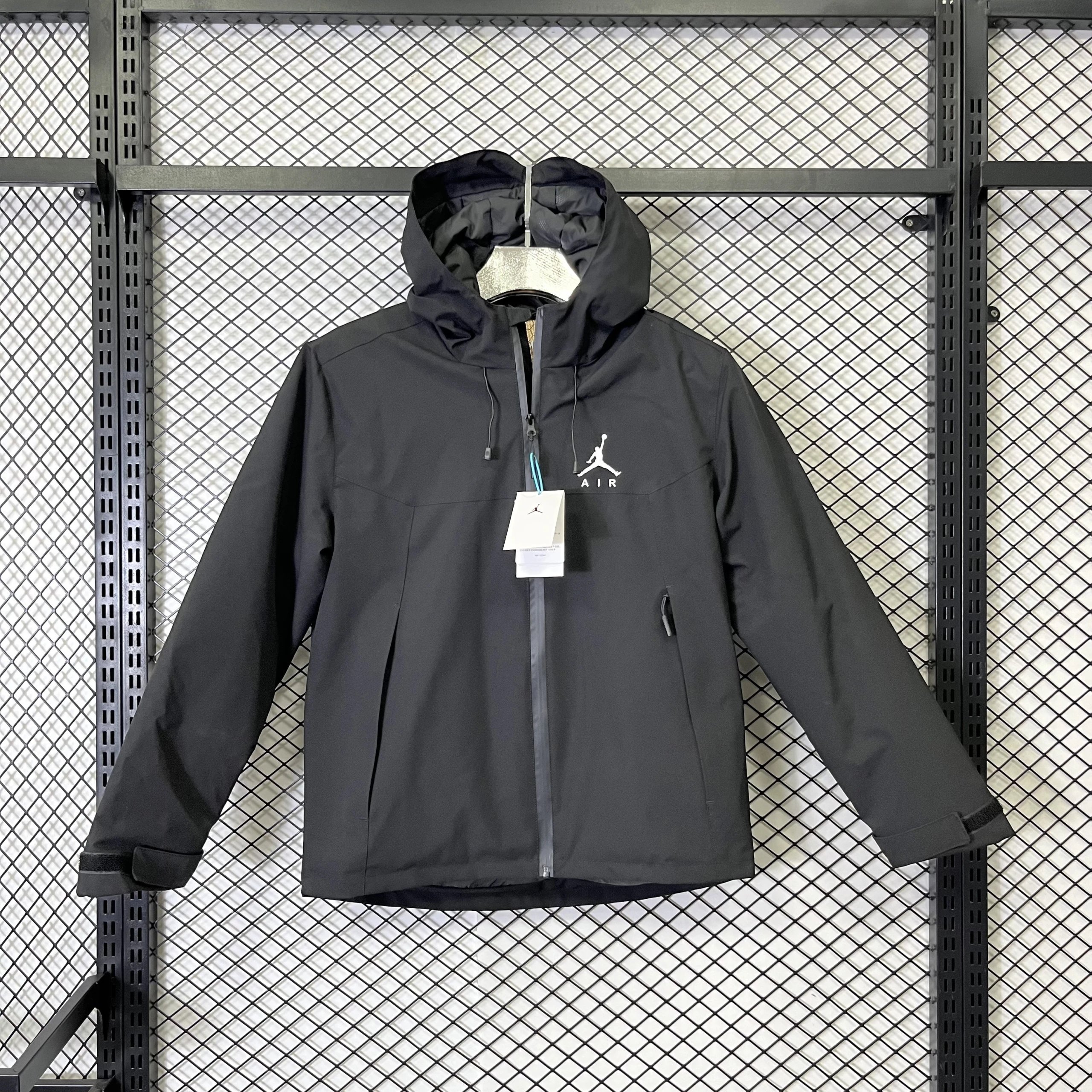 High quality, simple and fashionable heating cotton submachine jacket, please add : 18030258501 if you need size gu