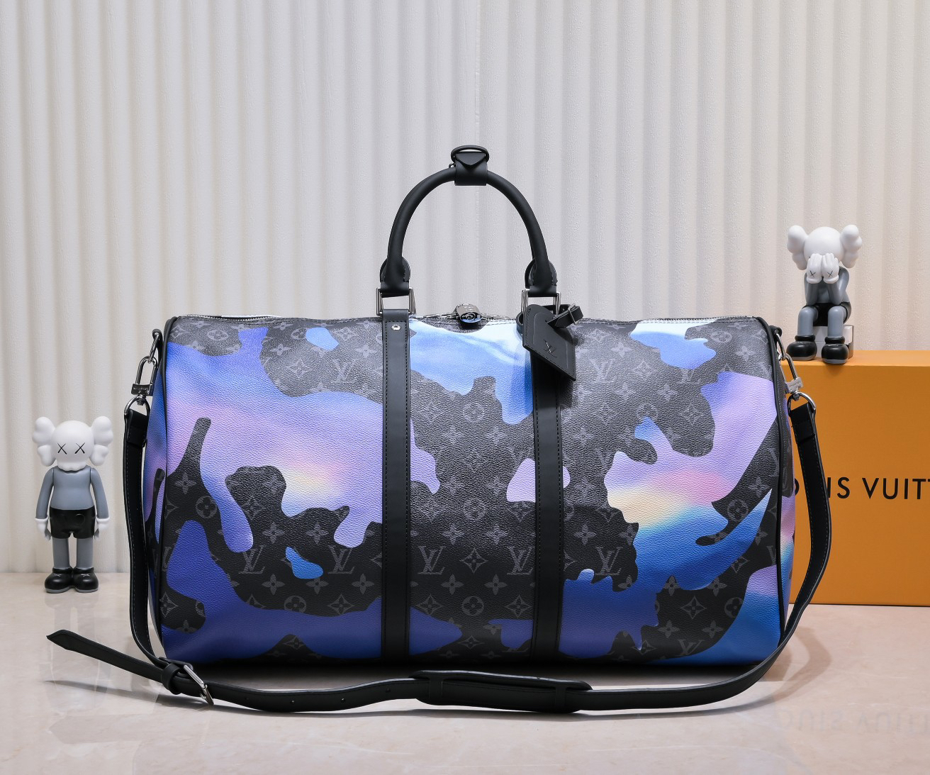High quality printed large capacity travel bag PLS add : if you need size guide