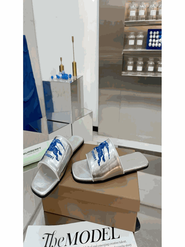 High quality casual slippers 002