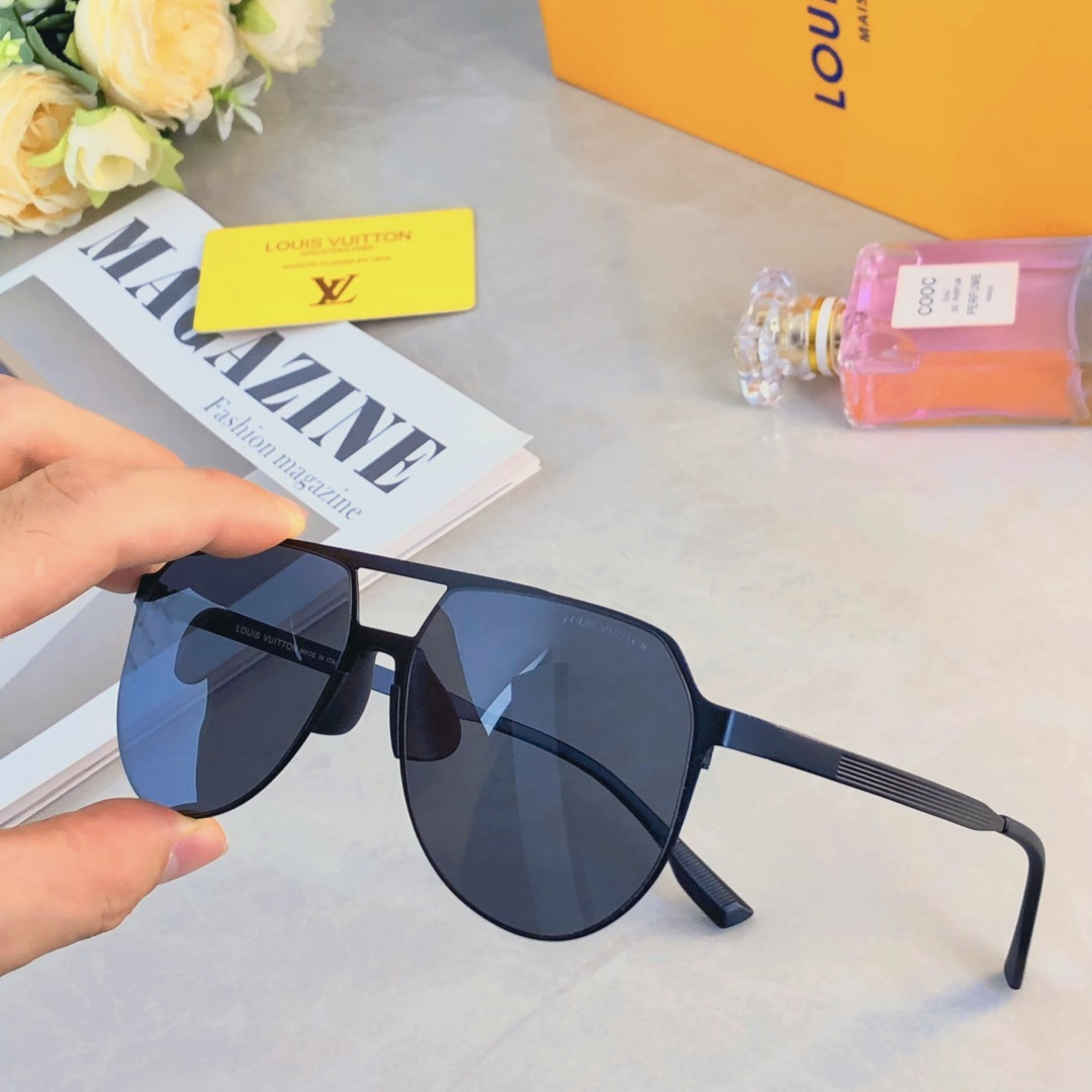 High quality temperament sunscreen sunglasses 4pcs add : 18030258501 if you need size guide