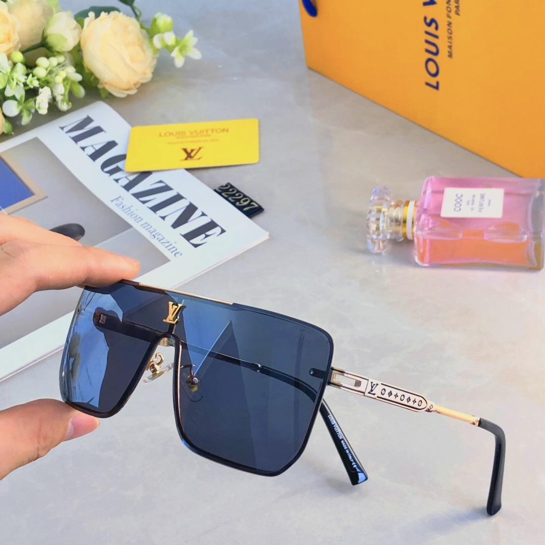 High quality temperament sunscreen sunglasses 4pcs add : 18030258501 if you need size guide