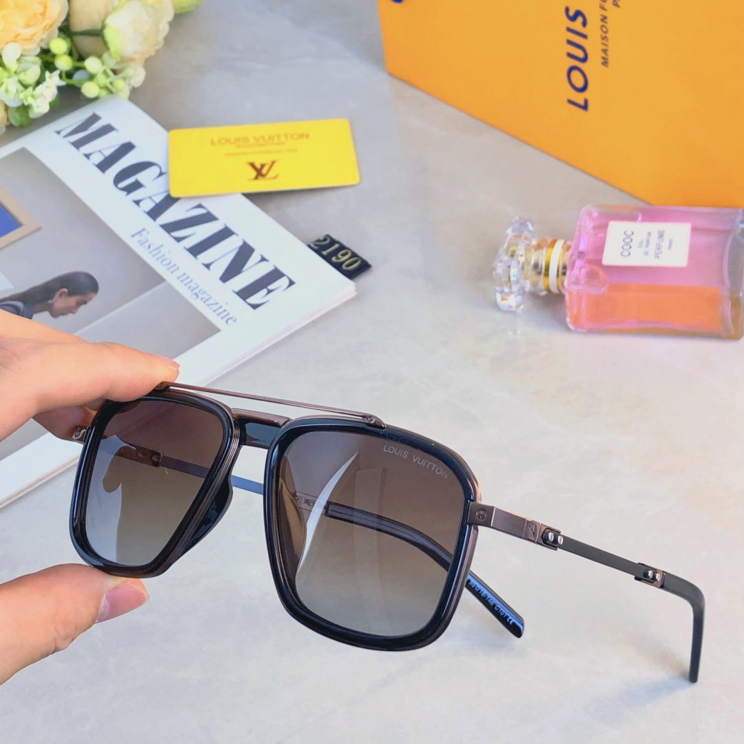 High quality temperament sunscreen sunglasses 4pcs add : 18030258501 if you need size guide