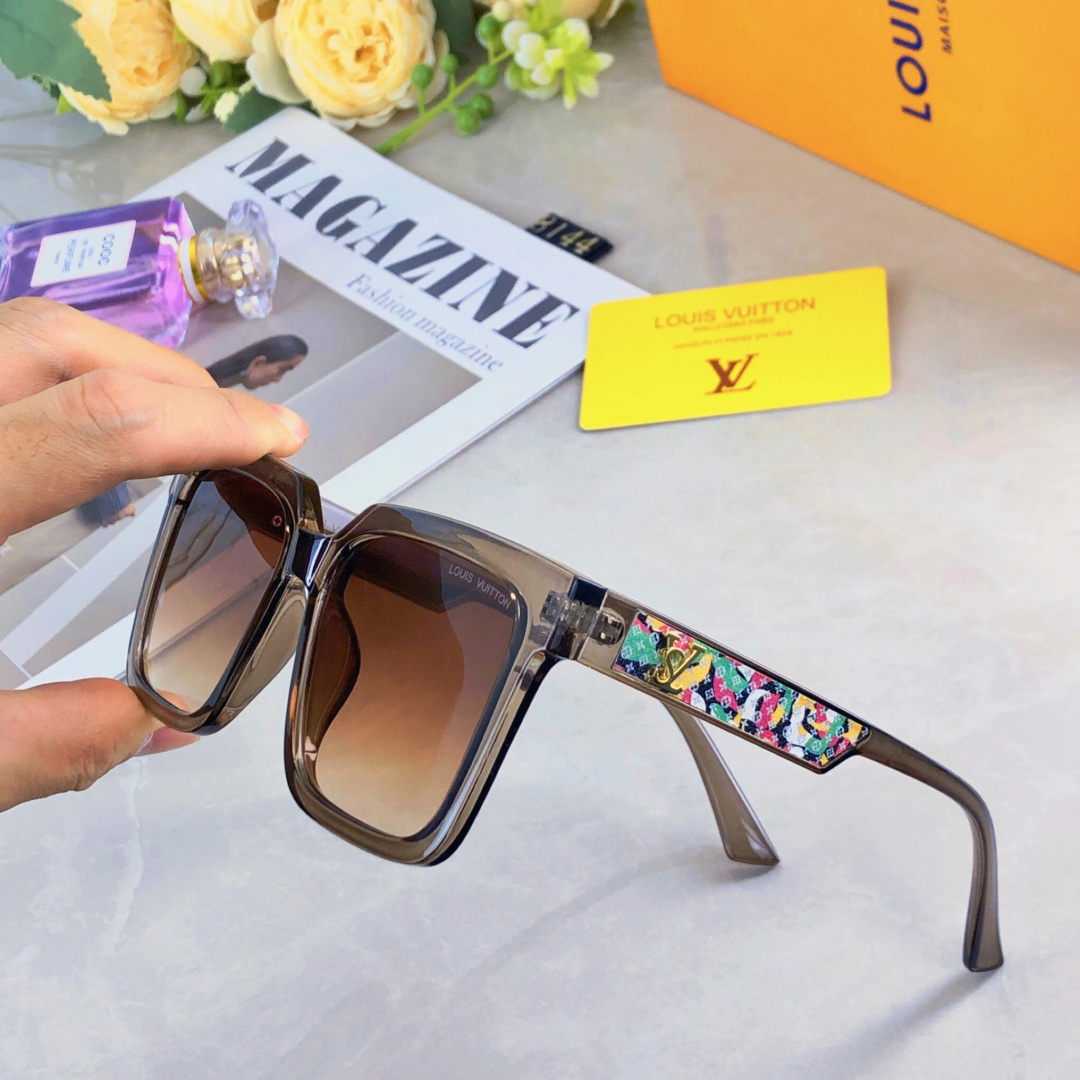 High quality temperament sunscreen sunglasses 1 pls add : 18030258501 if you need size guide