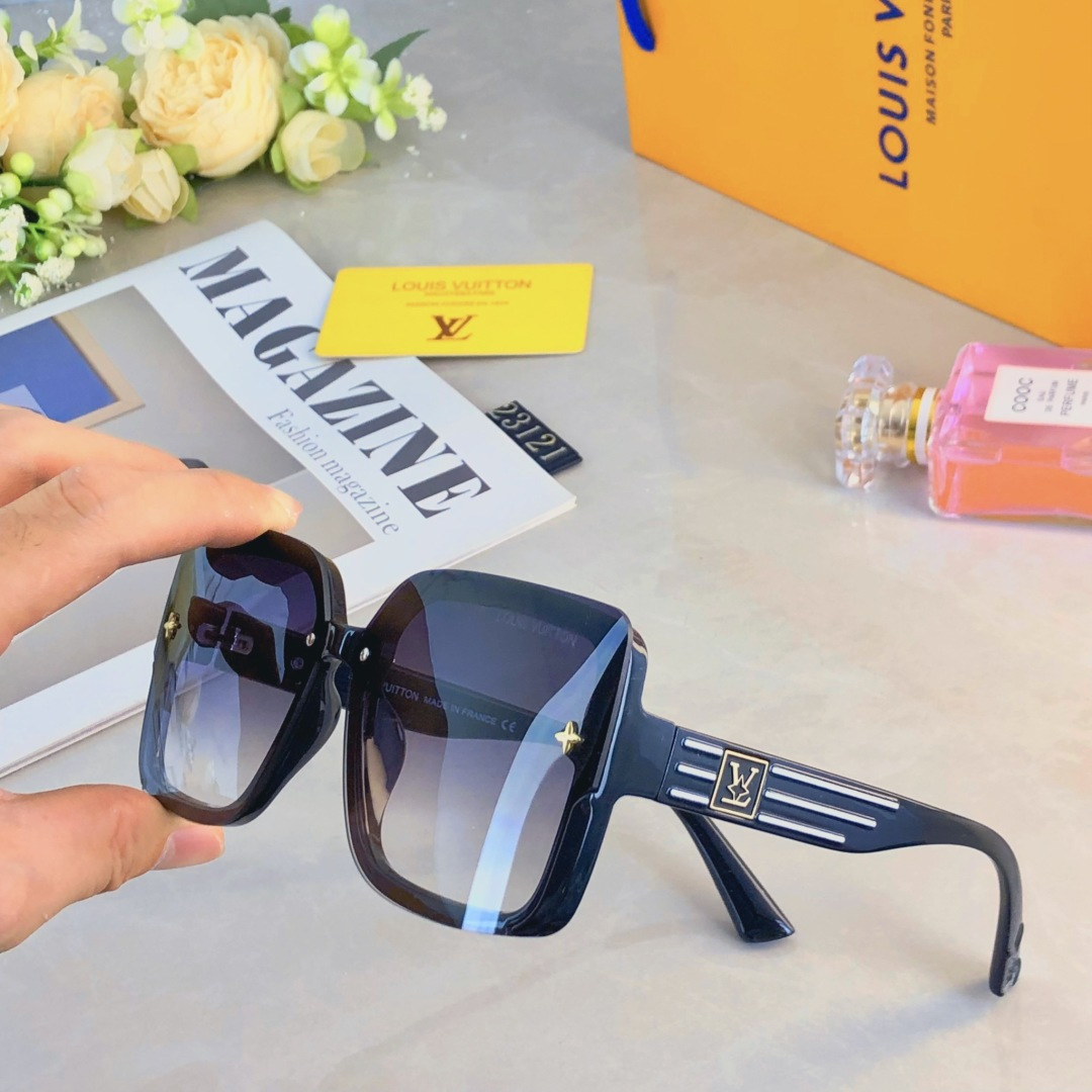 High quality temperament sunscreen sunglasses 1 pls add : 18030258501 if you need size guide