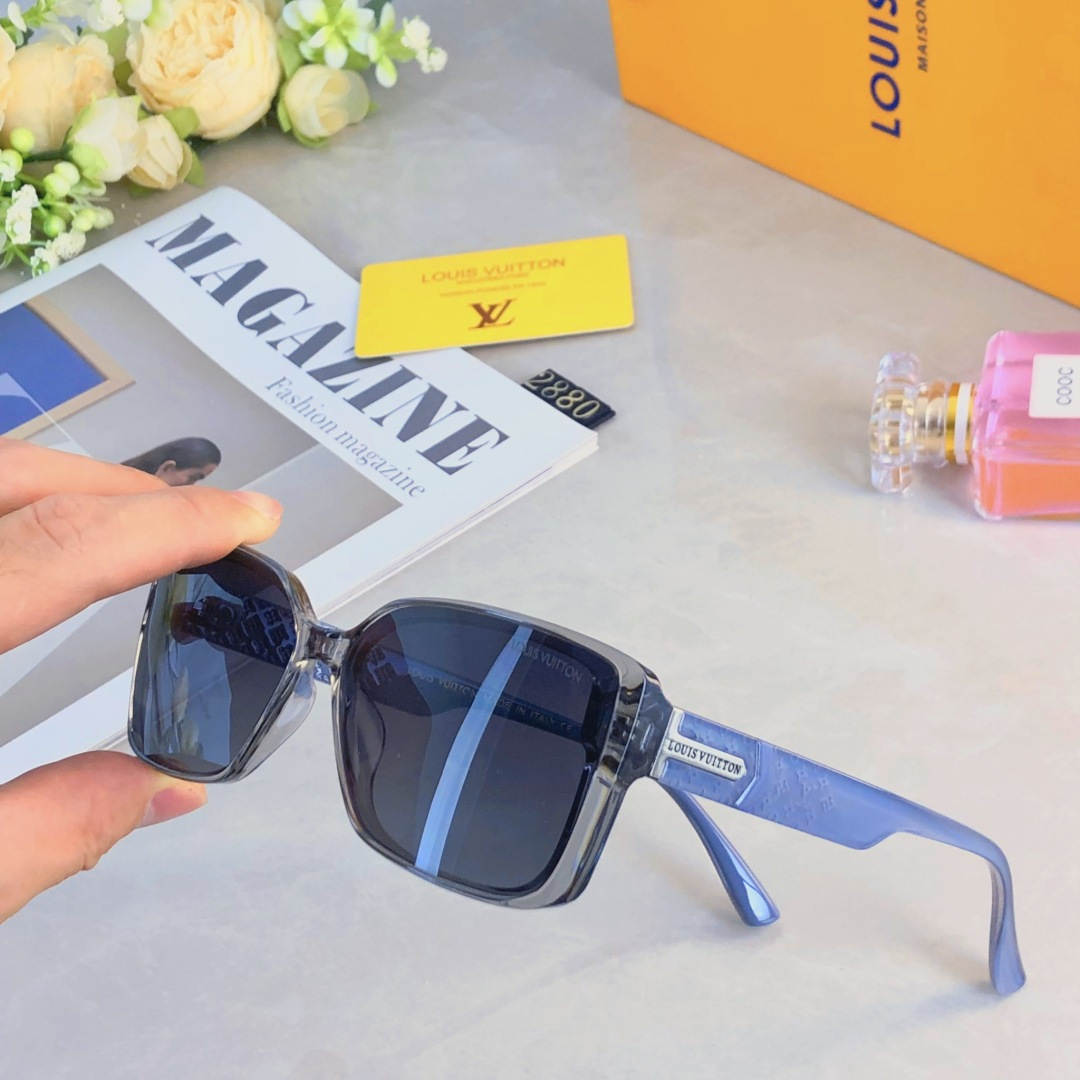 High quality temperament sunscreen sunglasses 2 pcs add : 18030258501 if you need size guide