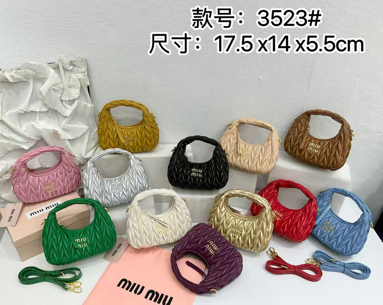 High quality handbag pls add : 18030258501 if you need size guide