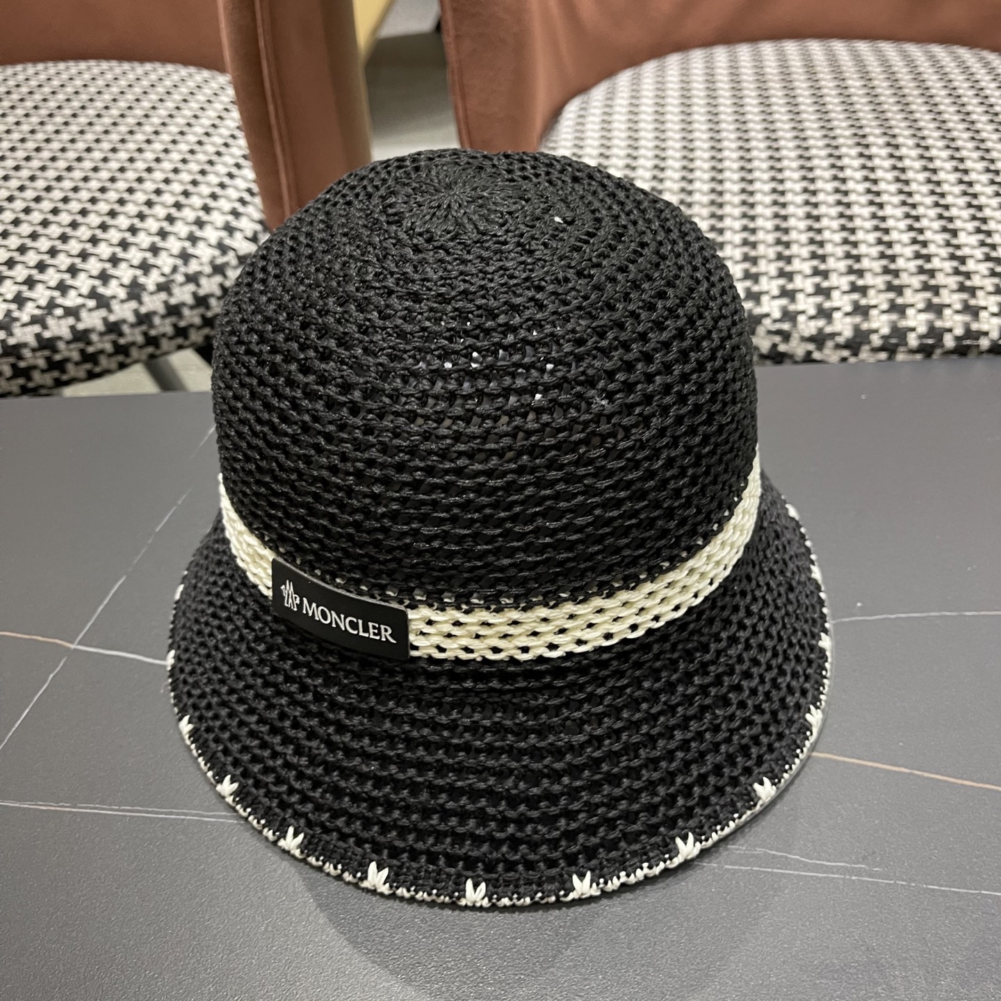 High quality and fashionable sunshade fisherman hat, please add : 18859952090 if you need size guidance