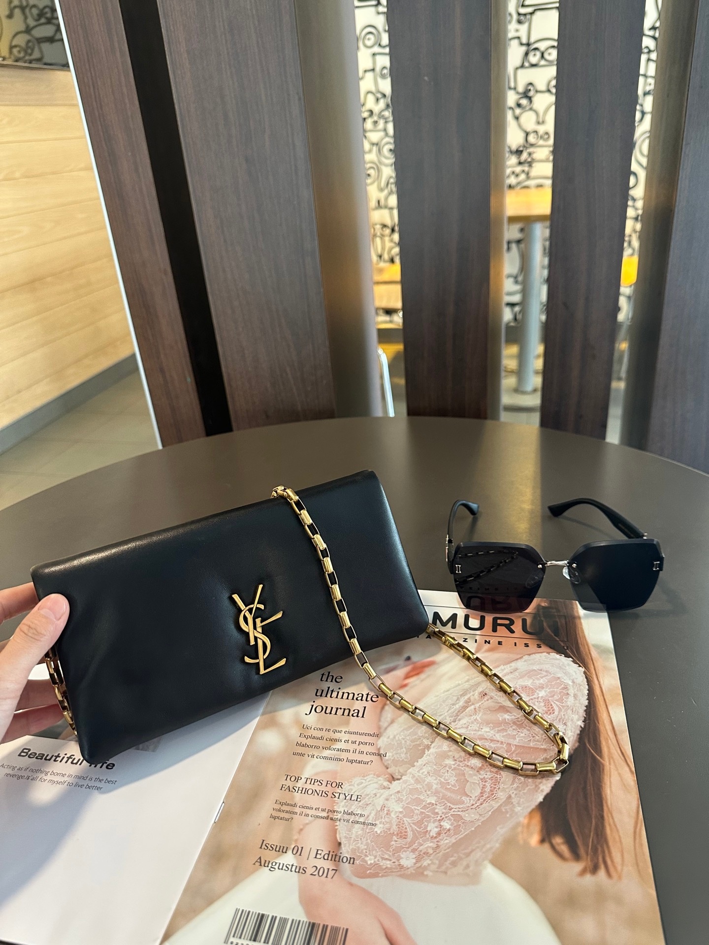 High quality chain shoulder diagonal envelope package