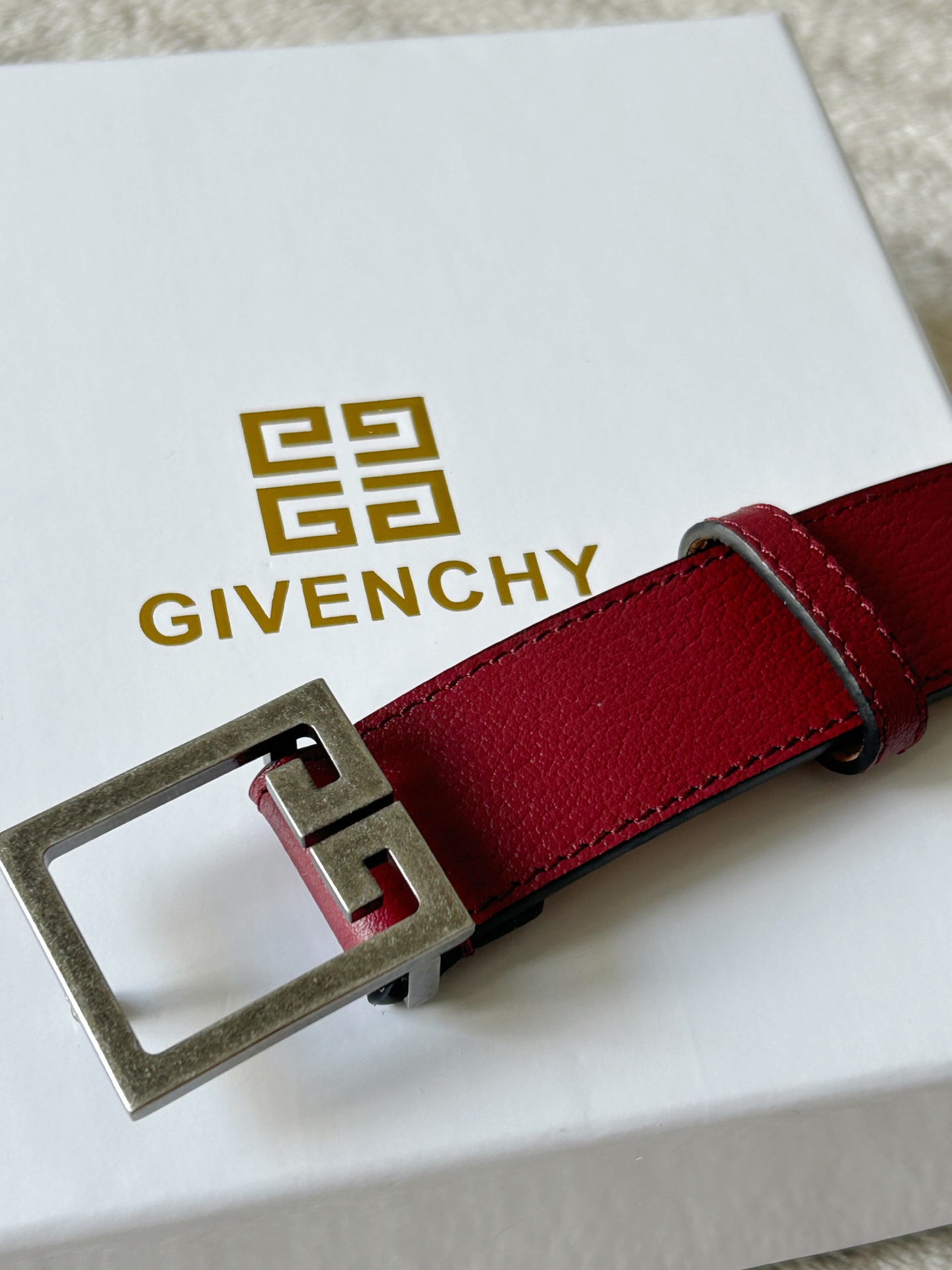 High quality, simple and refined women's waist belt 2 pcs add : 18030258501 if you need size guide