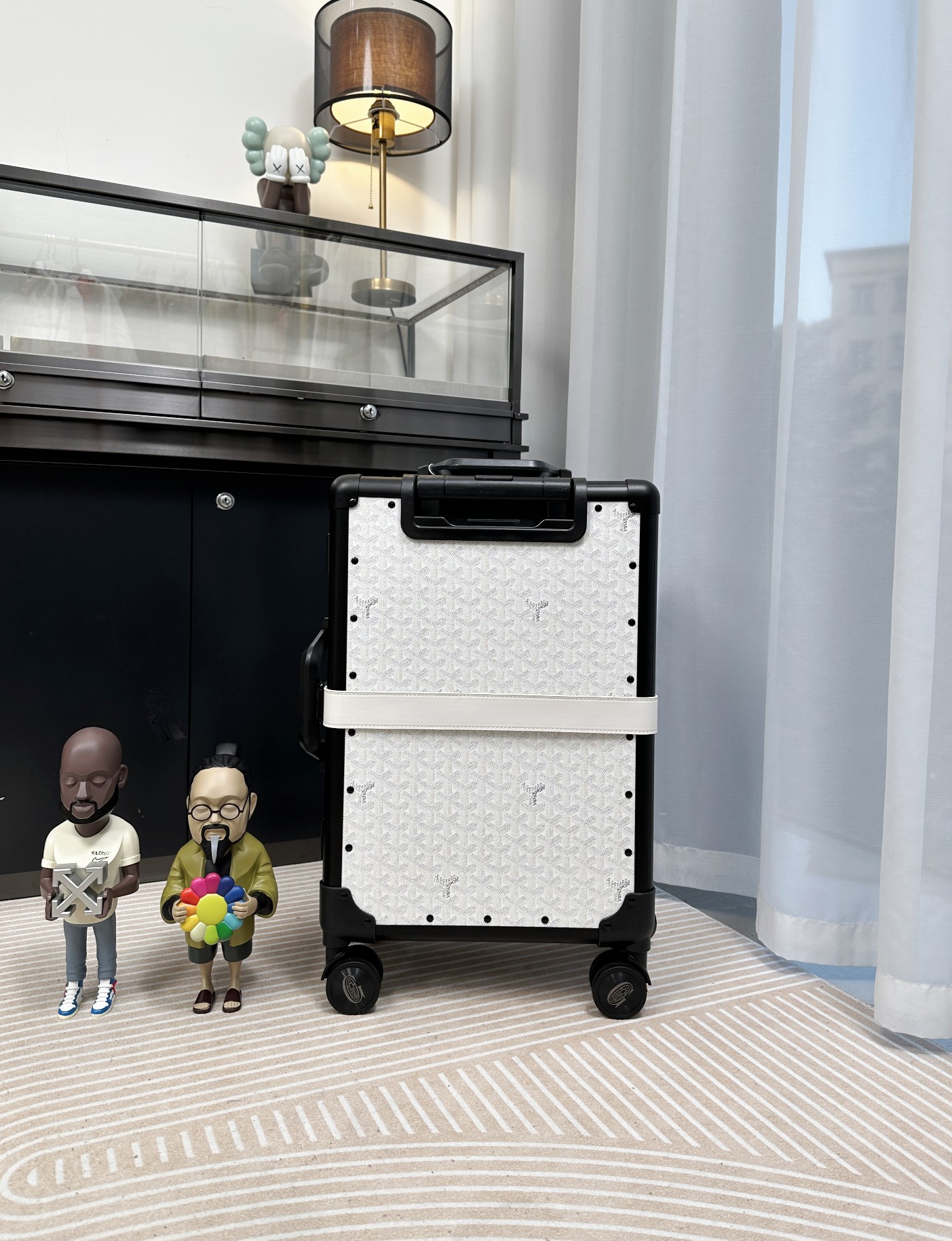 High quality retro password box, universal wheel travel case