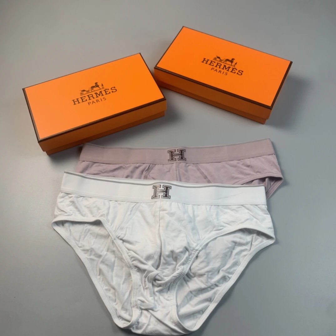 High quality men's underwear in a box of three, with a color selection of 12