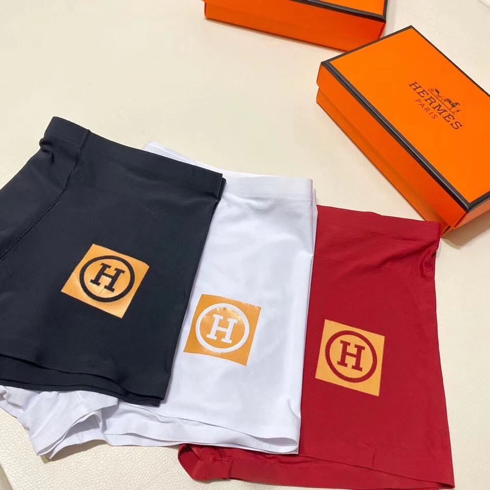 High quality men's underwear in a box of three, with a color selection of 12