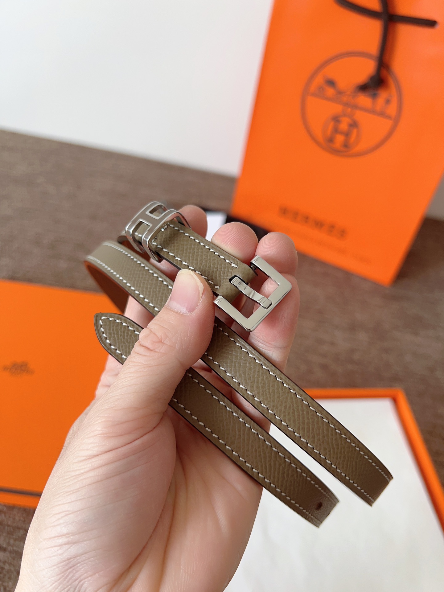 High quality, simple and refined women's waist belt 3 pcs add : 18859952090 if you need size guide