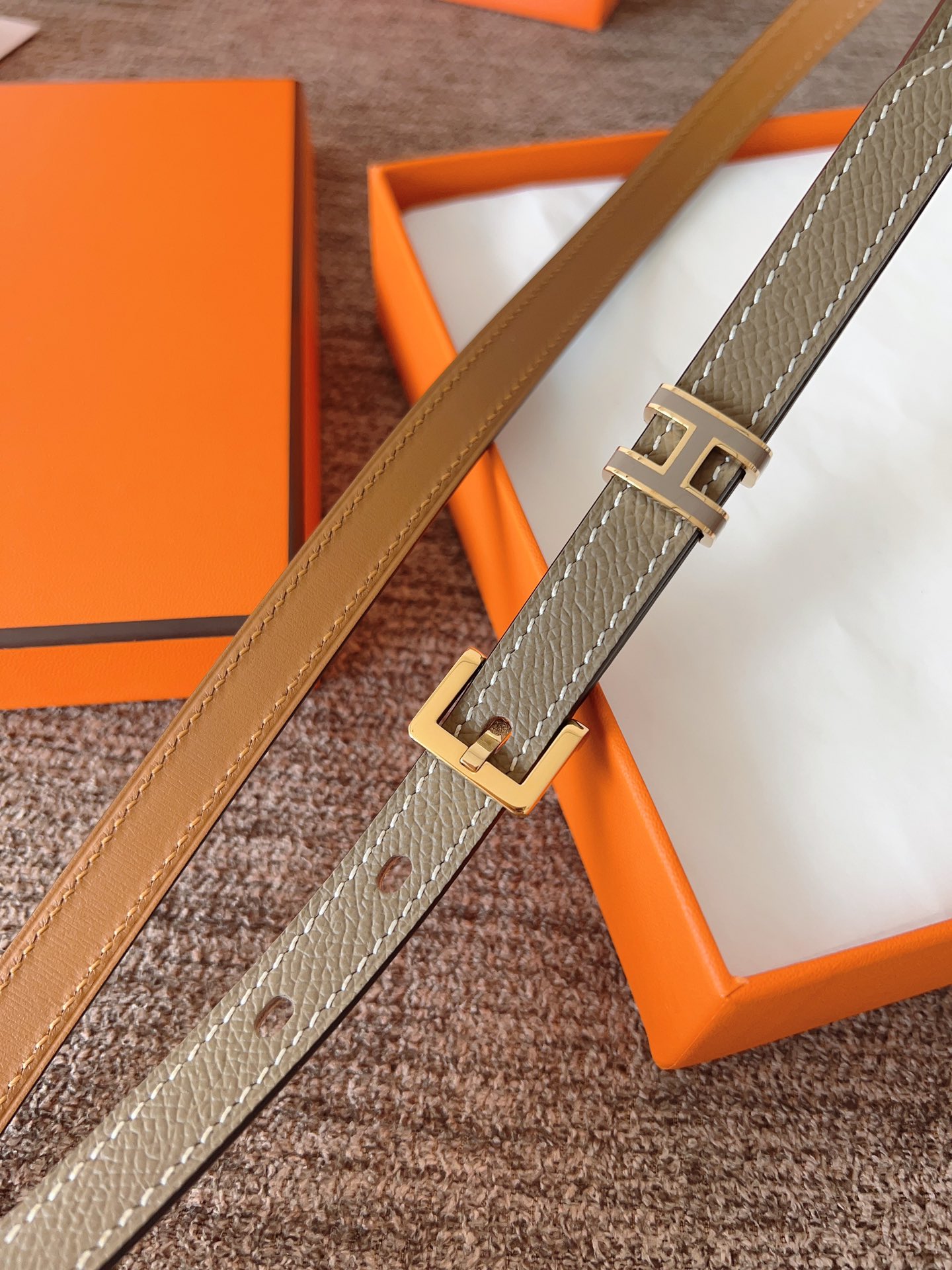 High quality, simple and refined women's waist belt 3 pcs add : 18859952090 if you need size guide