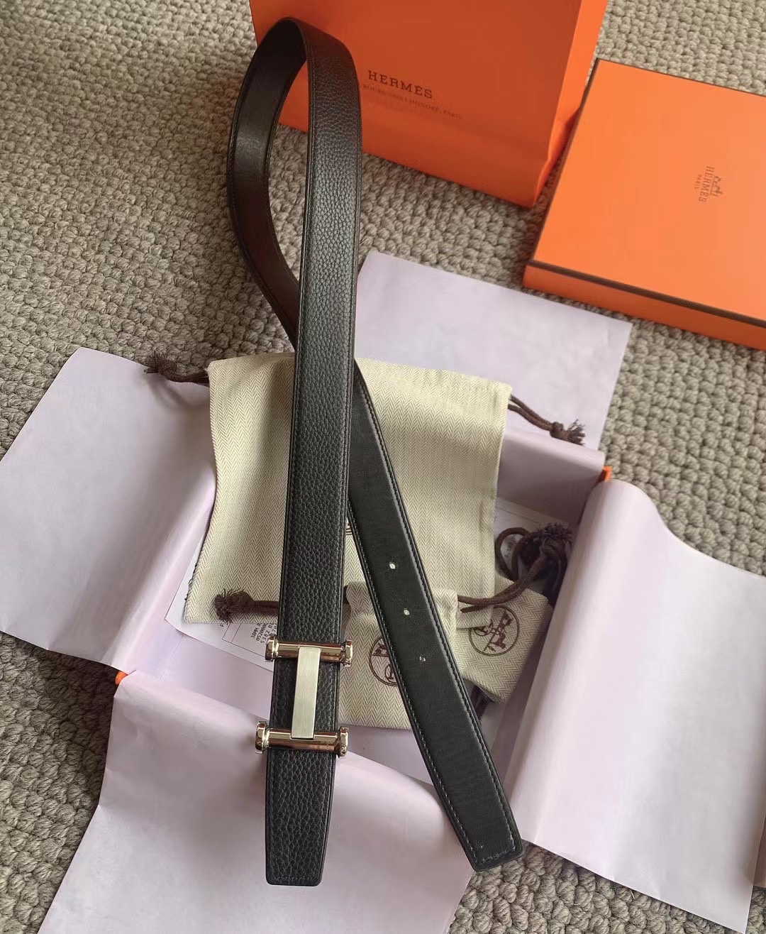High quality, simple and refined women's waist belt 3 pcs add : 18859952090 if you need size guide