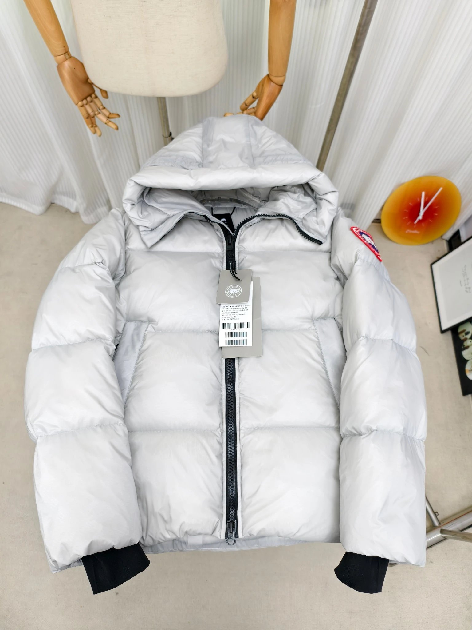 Winter casual glossy down jacket