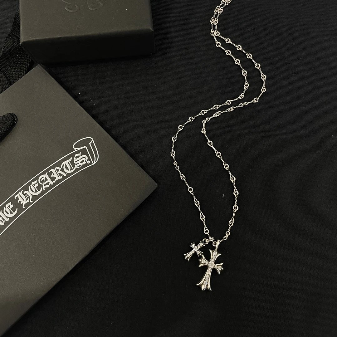 High quality retro high-end cross necklace