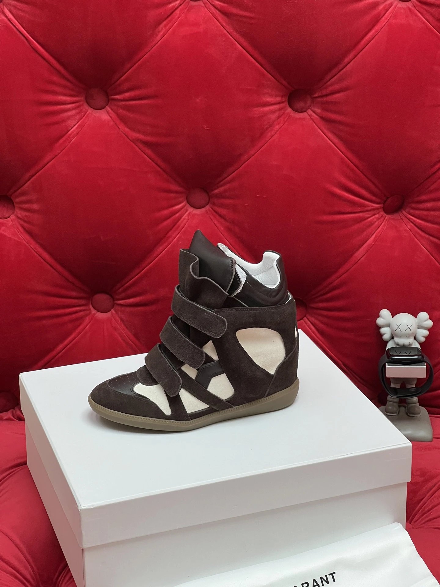 Isabelle Classic Sports and Leisure Shoes (Customized, Non Quality, Non Return, Non Refund, Caution)