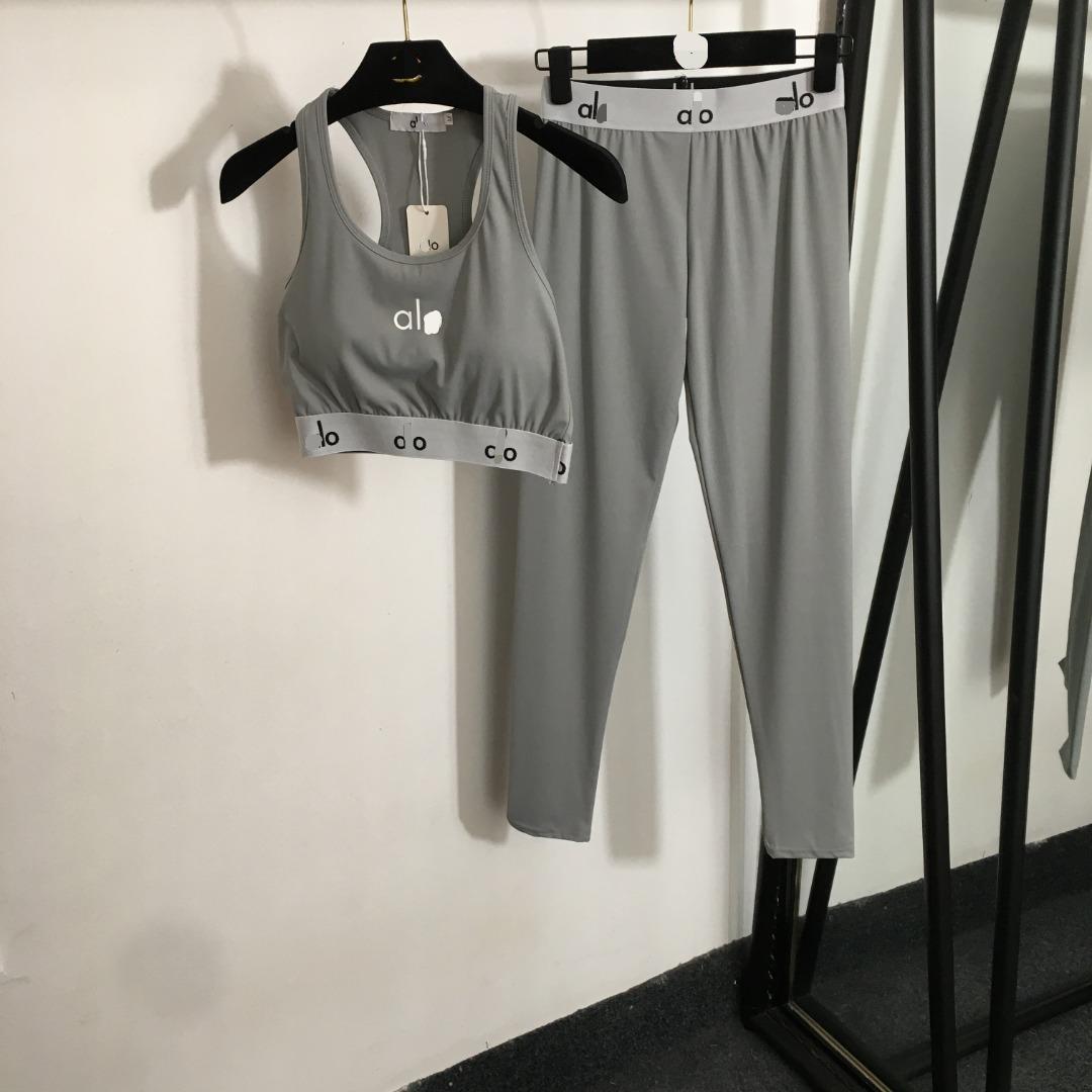 High quality sports high waist and hip lifting yoga pants set, please add : 18859952090 if you need size guide