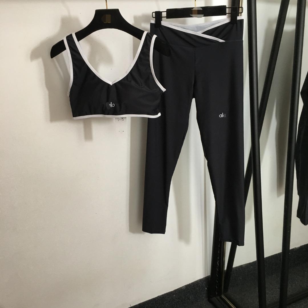 High quality sports high waist and hip lifting yoga pants set, please add : 18859952090 if you need size guide