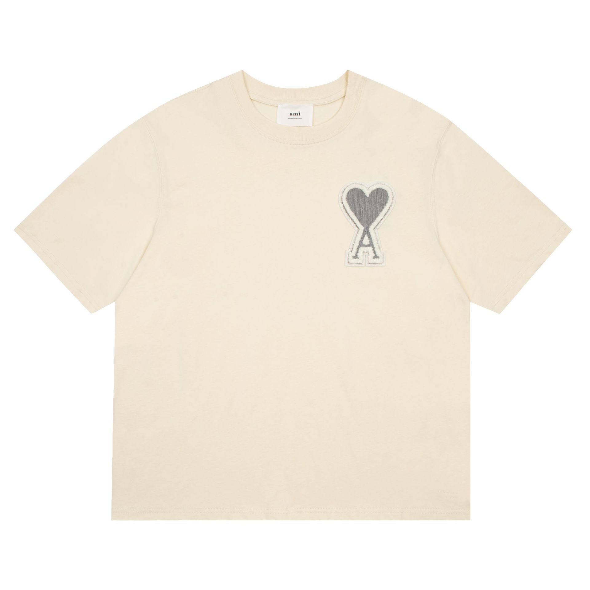 High quality small heart embroidered short sleeved 1:1 pls add : 18030258501 if you need size guide
