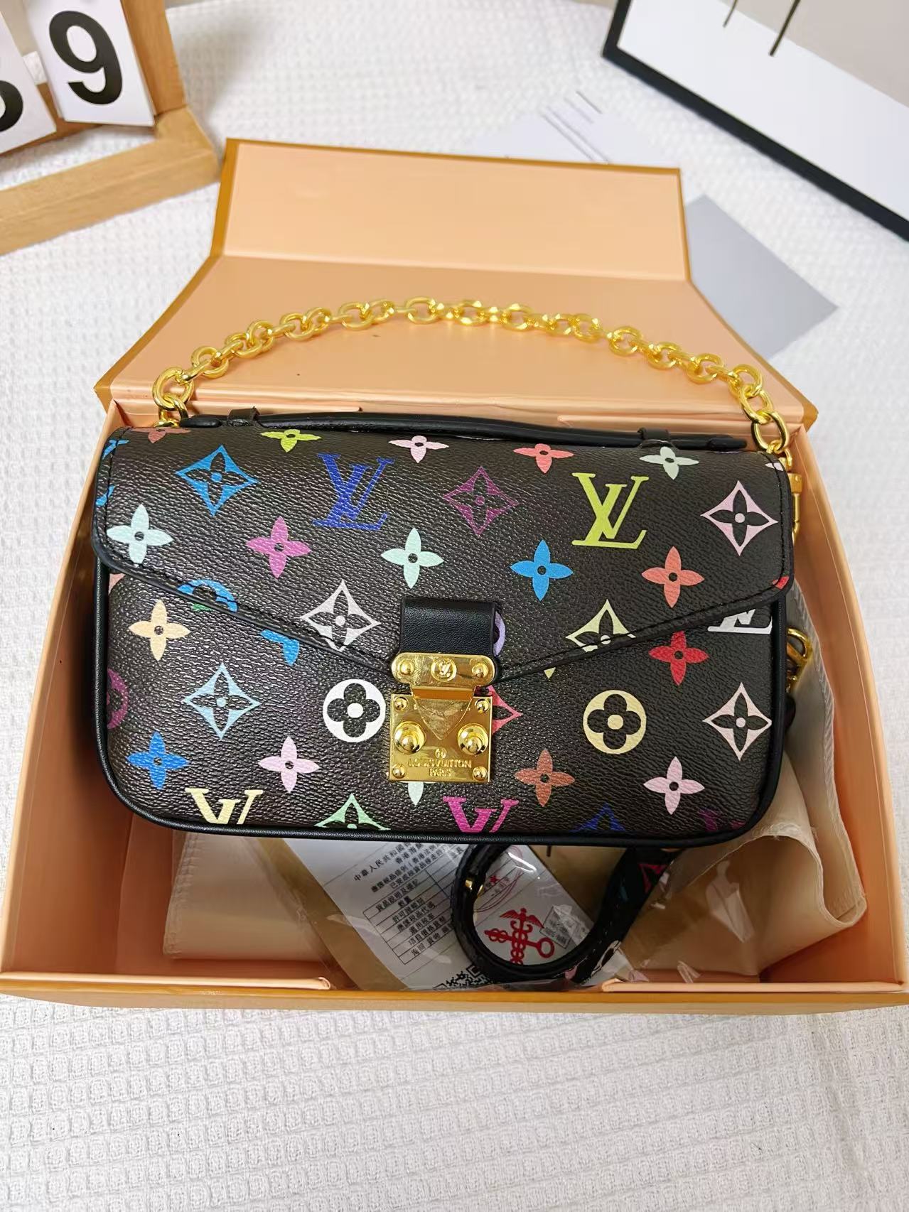 High quality crossbody bag 2