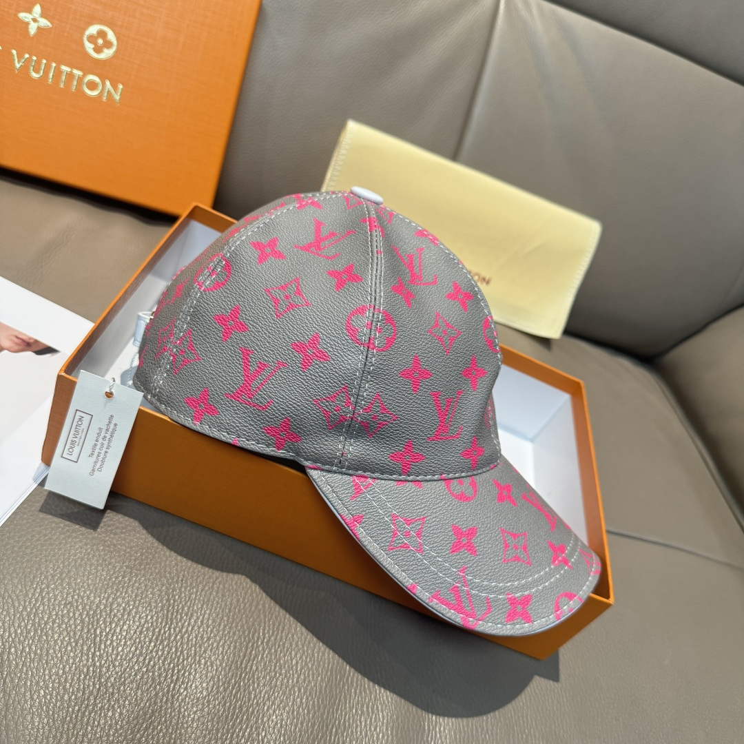 High quality and fashionable baseball cap new 5 pcs add : 18859952090 if you need size guide