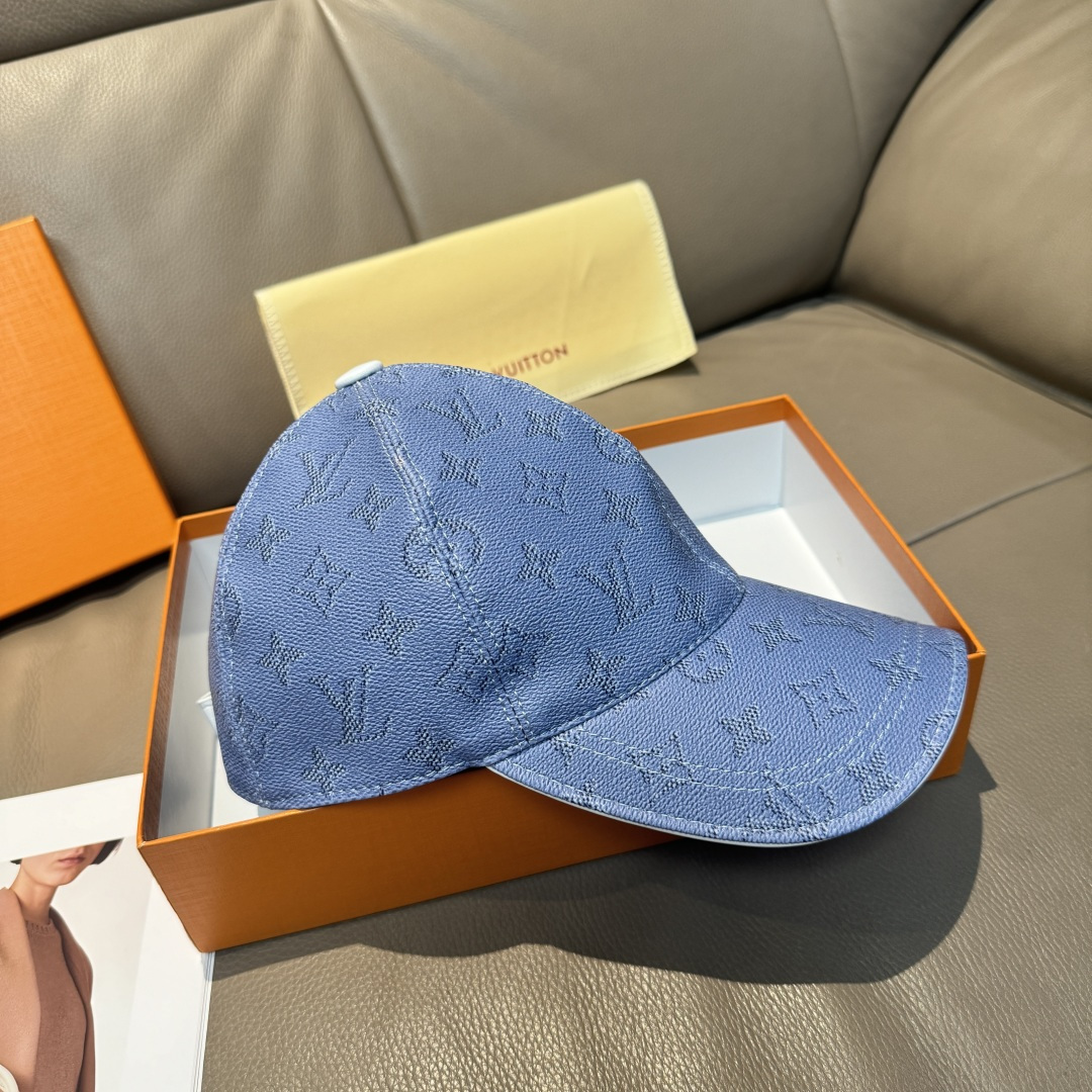 High quality and fashionable baseball cap new 5 pcs add : 18859952090 if you need size guide