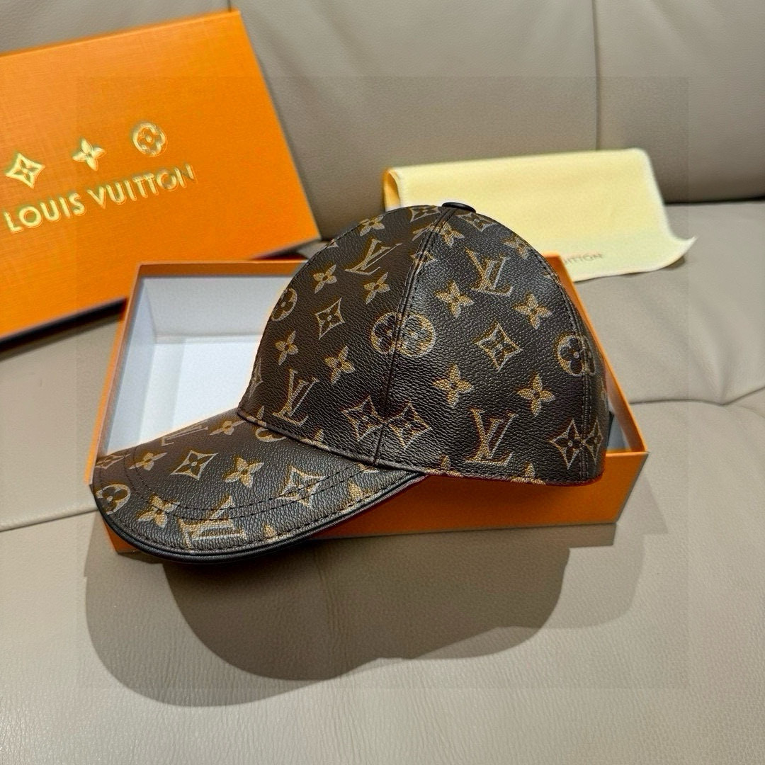 High quality and fashionable baseball cap new 5 pcs add : 18859952090 if you need size guide