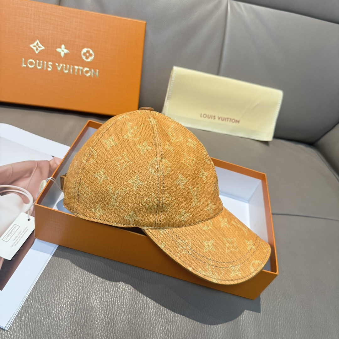 High quality and fashionable baseball cap new 5 pcs add : 18859952090 if you need size guide