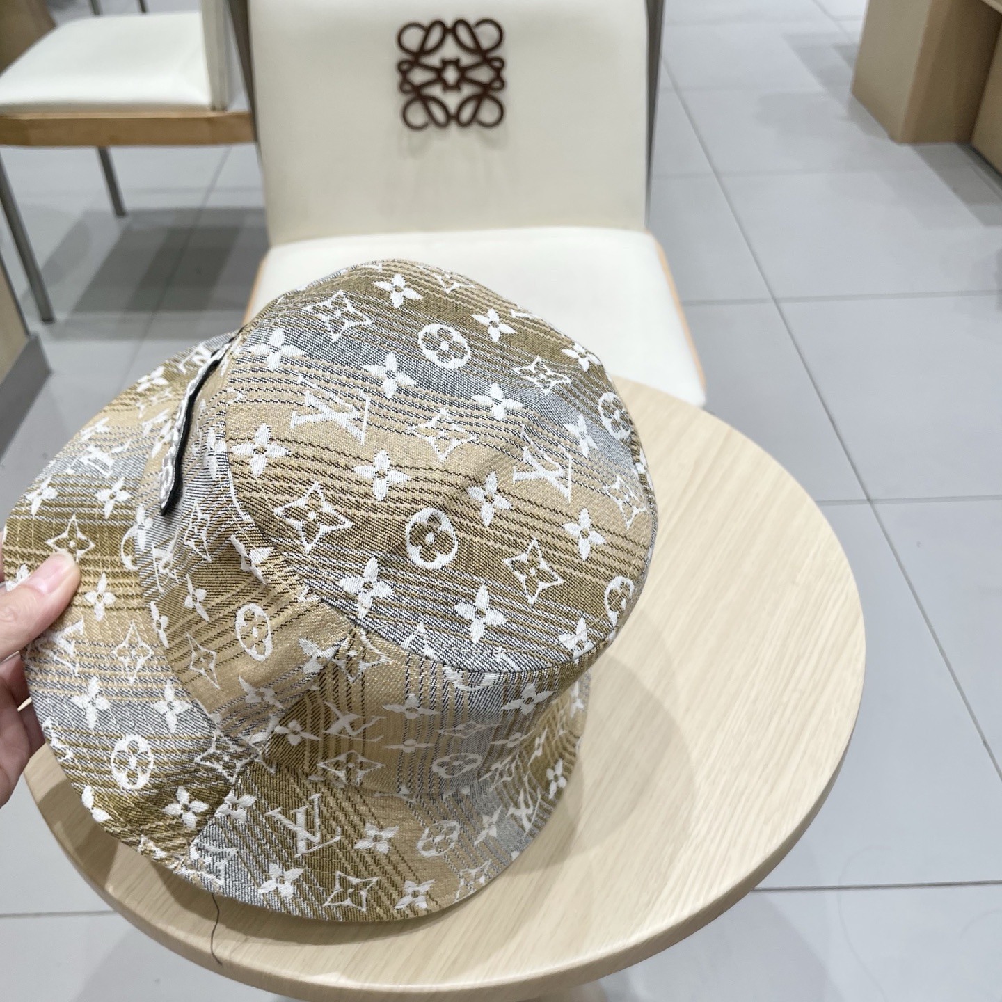 High quality and fashionable sunshade fisherman hat 2 pcs add : 18859952090 if you need size guide