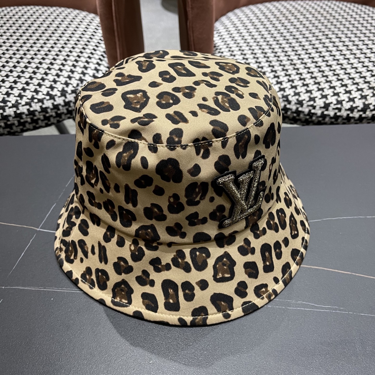 High quality and fashionable sunshade fisherman hat 2 pcs add : 18859952090 if you need size guide