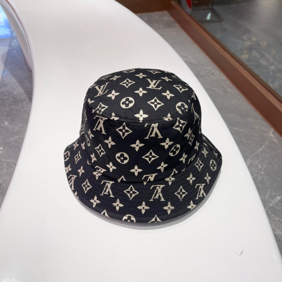 High quality and fashionable sunshade fisherman hat 2 pcs add : 18859952090 if you need size guide