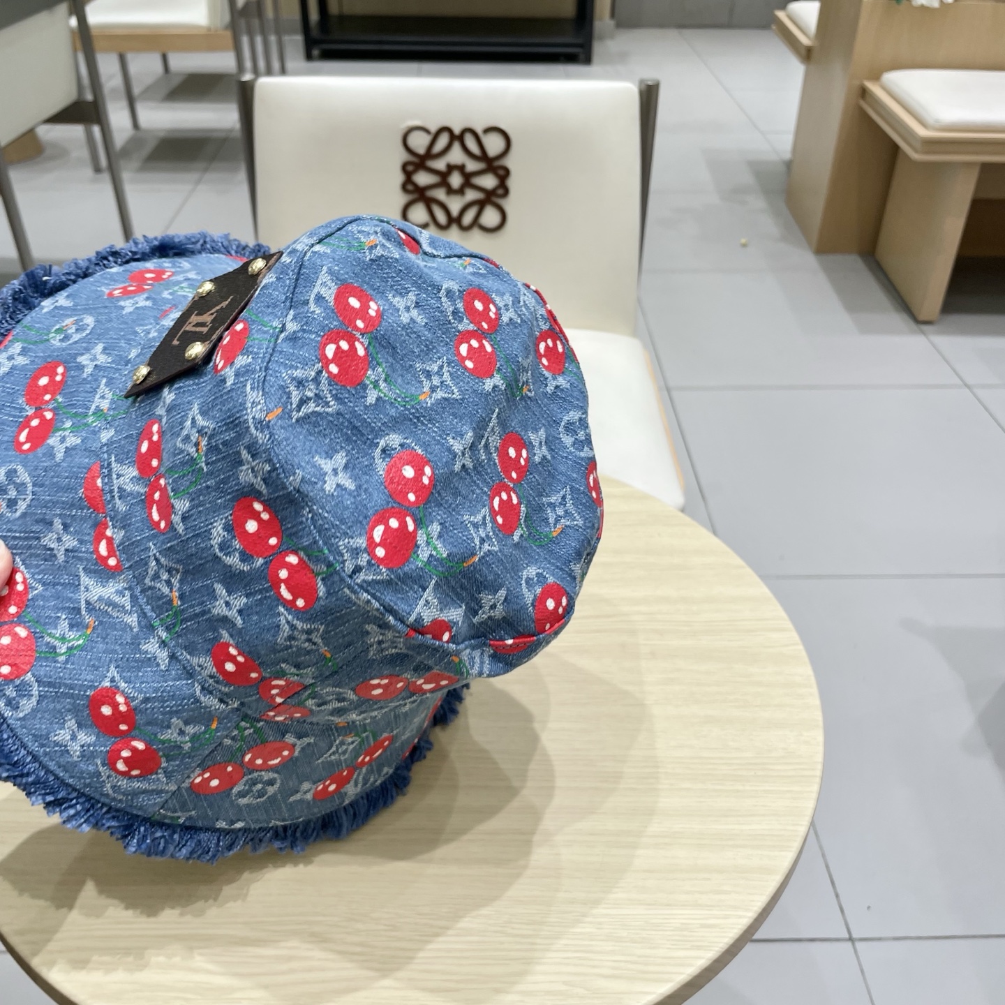 High quality and fashionable sunshade fisherman hat 2 pcs add : 18859952090 if you need size guide
