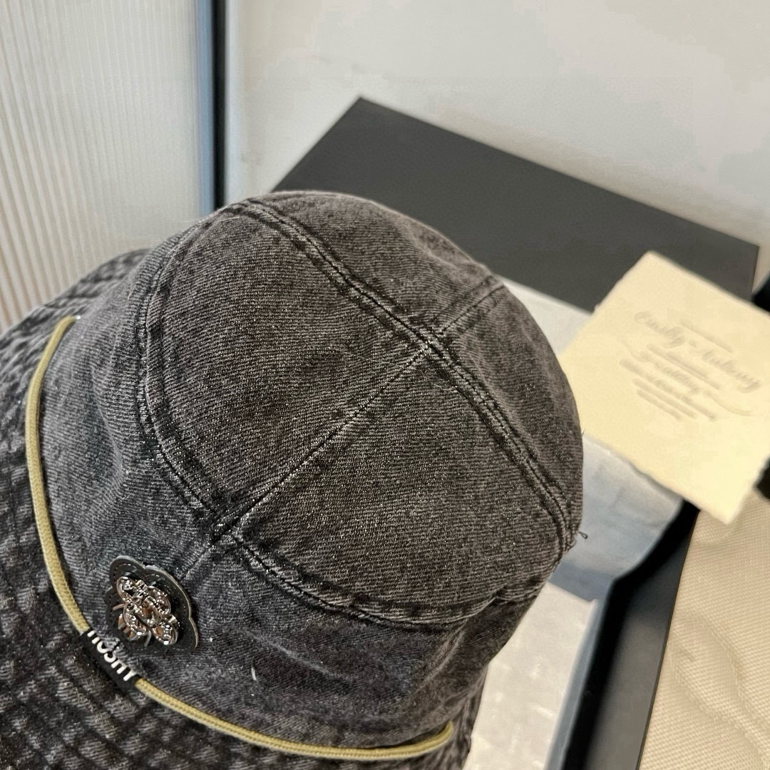 High quality and fashionable sunshade fisherman hat 2 pcs add : 18859952090 if you need size guide