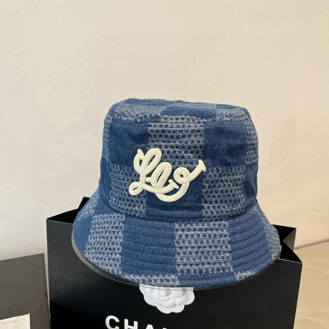 High quality and fashionable sunshade fisherman hat 2 pcs add : 18859952090 if you need size guide